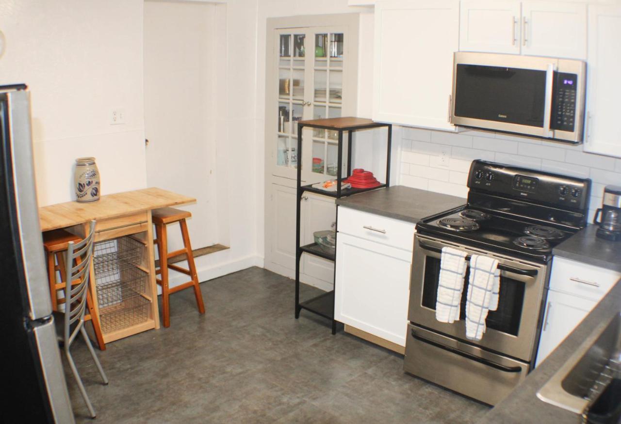 Urban Oasis - 3Br 2Ba - City View- Private Parking พิตต์สเบิร์ก ภายนอก รูปภาพ